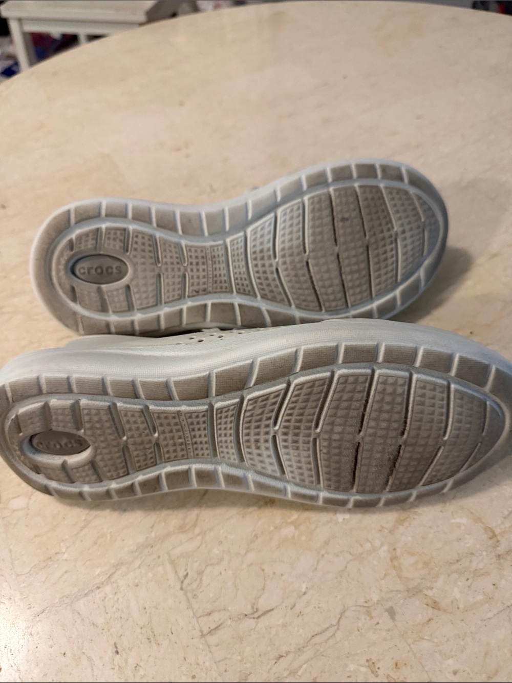 Cream crocs sneakers - Picture 8 of 8